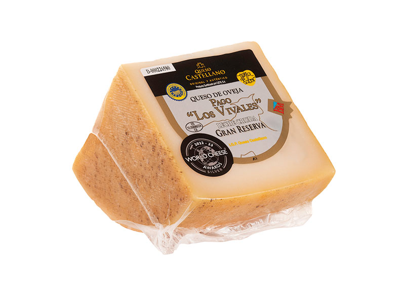 Cuña de un cuarto de Queso de Oveja Gran Reserva Etiqueta Plata Pago Los Vivales