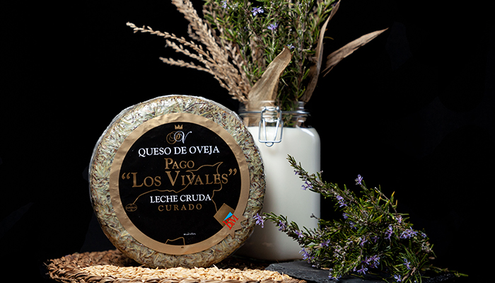 Queso de Oveja Curado Pago "Los Vivales" al romero